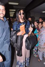 Sonam Kapoor leave for London to promote Bhaag Mikha Bhaag in Mumbai Airport on 3rd July 2013 (34).JPG